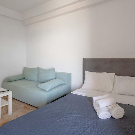 Elia Mini Suites 6 Larissa Esterno foto